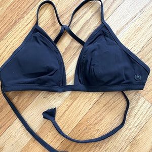 Lululemon beach break triangle top sz 4